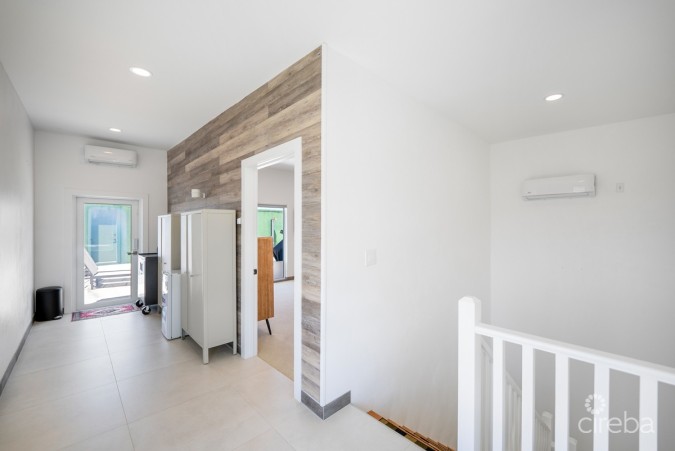 XL 3 BED WEST BAY DUPLEX WITH 2000 SQ FT OF STORAGE