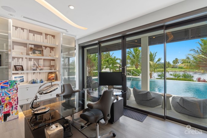 RITZ-CARLTON DECKHOUSE 9