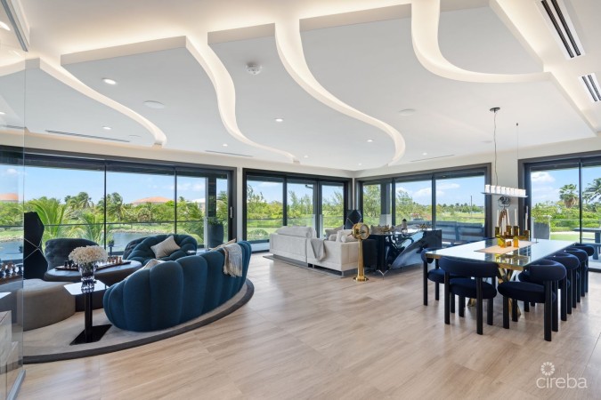 RITZ-CARLTON DECKHOUSE 9