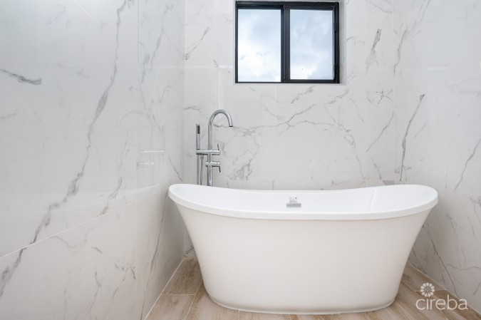 LAVANIA COURT - GATED - LARGE 2 BED 2 BATH TOWNHOMES