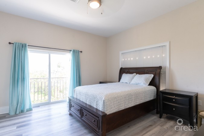 TURNBERRY EAST, CRYSTAL HARBOUR