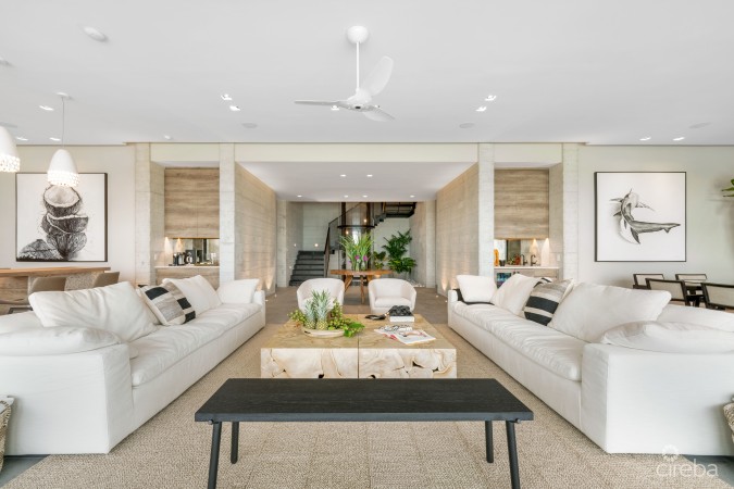 BELLA ROCCA, EAST END LUXURY VILLA