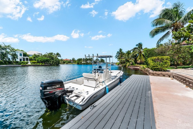 BIMINI DRIVE 303  - GRAND HARBOUR |  5-BED WATERFRONT HOME