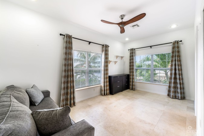 BIMINI DRIVE 303  - GRAND HARBOUR |  5-BED WATERFRONT HOME