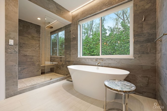 SOUTH BAY RESIDENCES  - 4 BED | 4 BATH OCEANVIEW