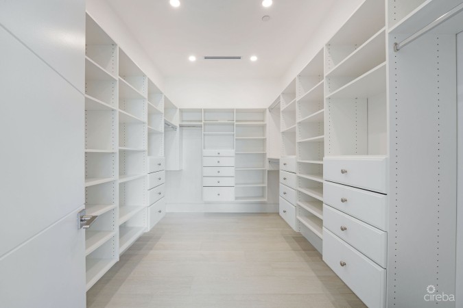 SOUTH BAY RESIDENCES  - 4 BED | 4 BATH OCEANVIEW