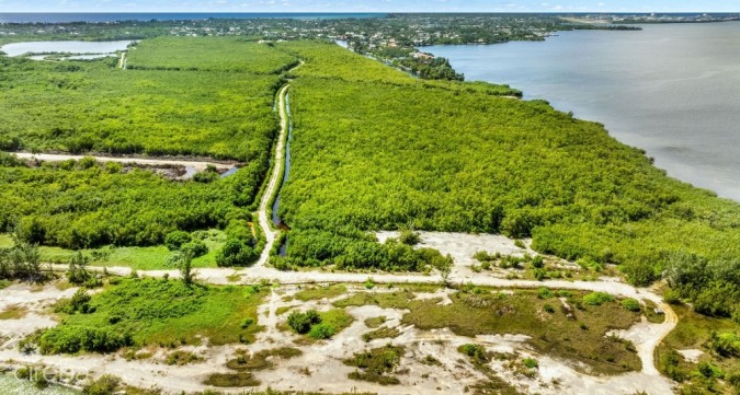 1.2 ACRE LOW DENSITY PARCEL