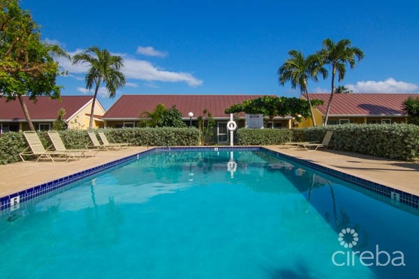 OCEAN CLUB 2 BED 2.5 BATH MODERN TOWN HOUSE