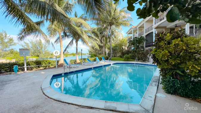 TURNBERRY VILLAS, CRYSTAL HARBOUR