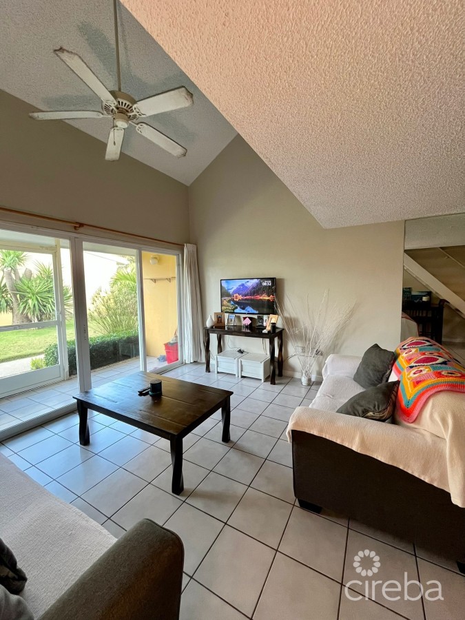 OCEAN CLUB - 1 BED LOFT