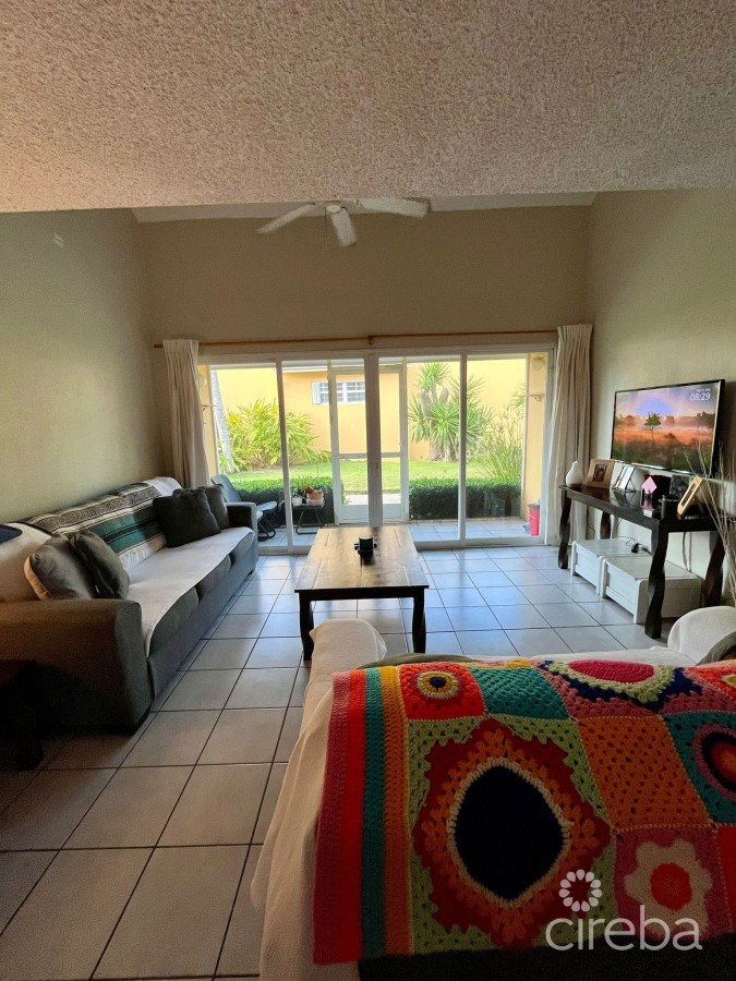 OCEAN CLUB - 1 BED LOFT