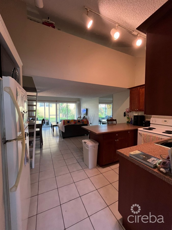 OCEAN CLUB - 1 BED LOFT