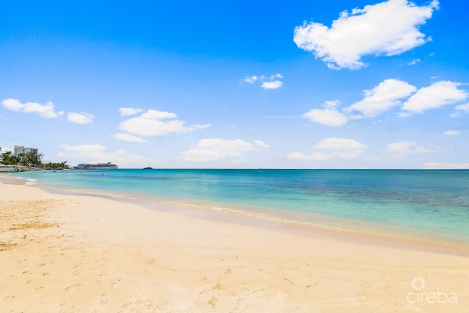 CAYMAN SANDS VILLAGE TOWNHOUSE 14, SEVEN MILE BEACH