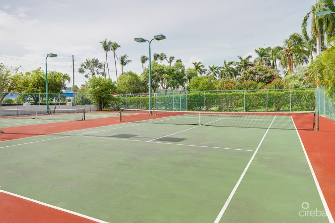 SEVEN MILE BEACHFRONT  CONDO, CAYMAN CLUB