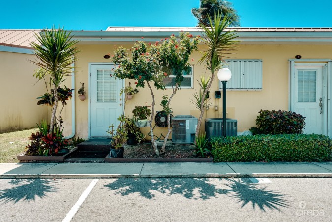 OCEAN CLUB POOL VIEW - RENOVATED CORNER UNIT