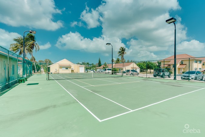 OCEAN CLUB POOL VIEW - RENOVATED CORNER UNIT
