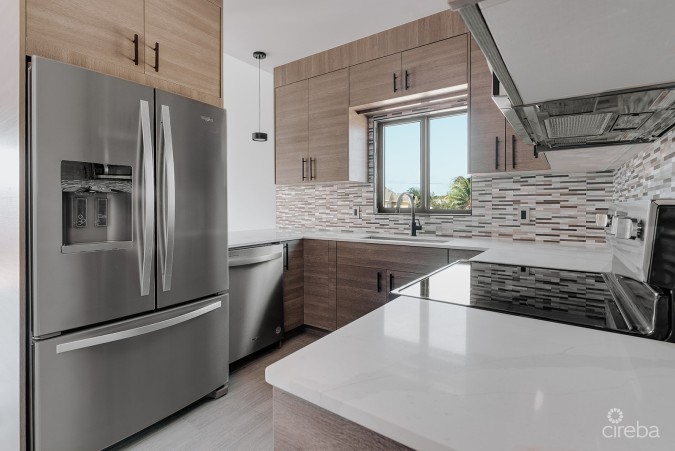 KINGSLEY TOWNHOMES 2 BED PLUS DEN UNIT 3.