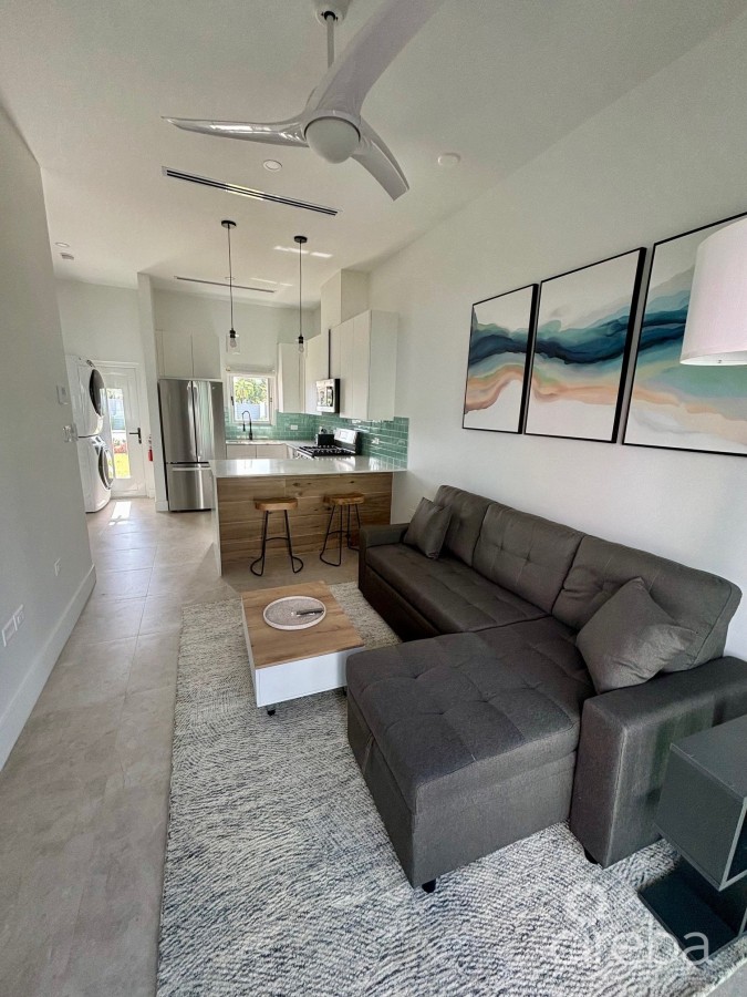 THE MEADOWS PHASE 2 - SEAGRAPE 1 BEDROOM