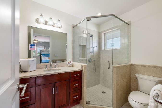 CRYSTAL HARBOUR CANAL FRONT HOME - 12 CRYSTAL DRIVE