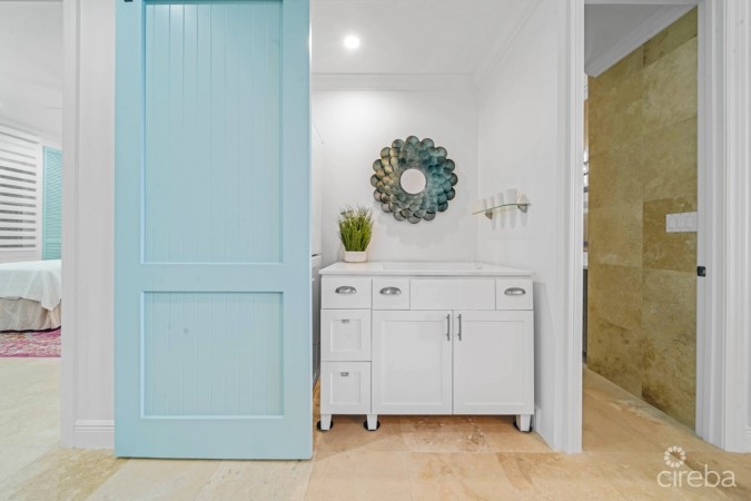 KISHA 104 | 2 BDRM WATERFRONT WALKOUT - COASTAL ELEGANCE & LUXURY