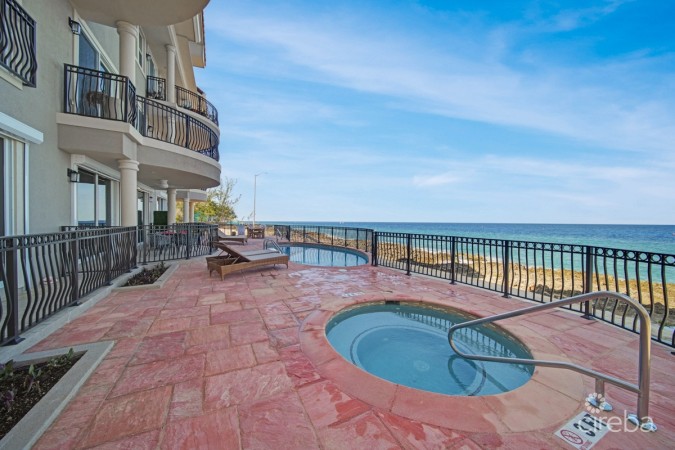 KISHA 105 | 2BDRM WATERFRONT WALKOUT  -COASTAL CHIC CORNER UNIT