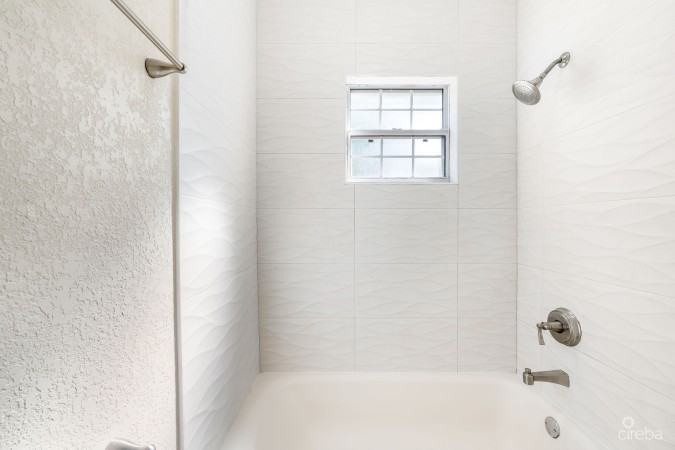 LONGFELLOW CIRCLE 18, BREAKERS FAMILY HOME