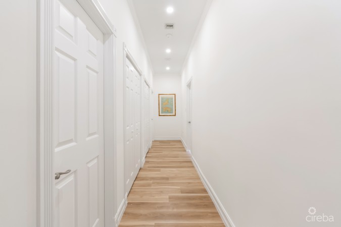 NELSON  QUAY 56, WATERFRONT HOME