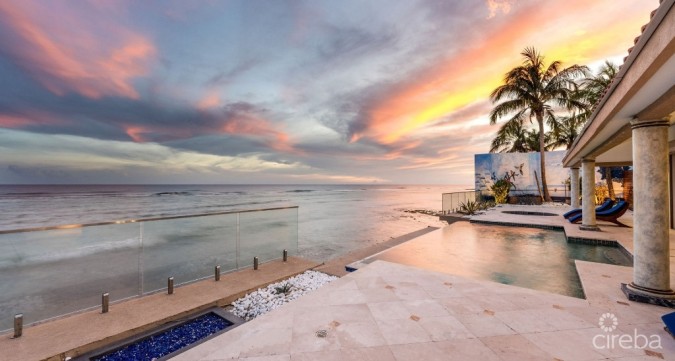 VILLA D'ESTE - PROSPECT POINT WATERFRONT HOME