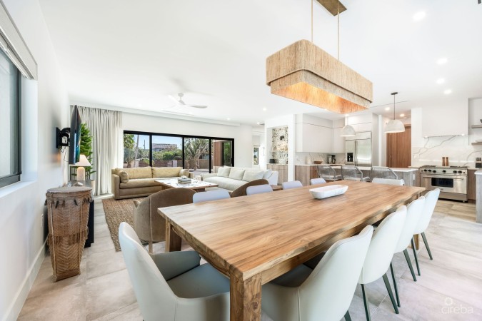 HALCYON POINT - EXPERIENCE  LUXURY FIRSTHAND