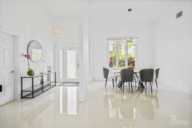 GOVERNOR'S HARBOUR HOME JELLICOE QUAY