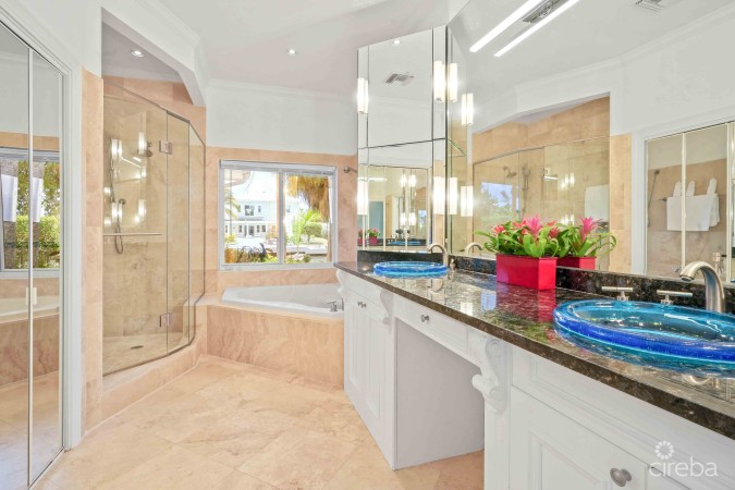 GOVERNOR'S HARBOUR HOME JELLICOE QUAY