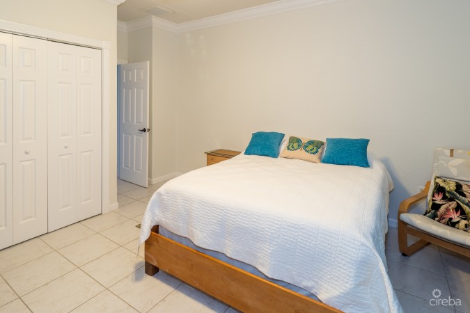 CARIBBEAN DREAM RETREAT WITH AWE-INSPIRING OCEAN VIEWS