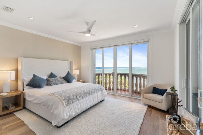 OCEANFRONT PALACADES #1 TOWNHOME (END UNIT)