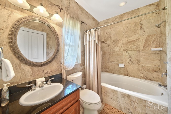 SEACLIFF YELLOW LOCATED IN COTTAGE