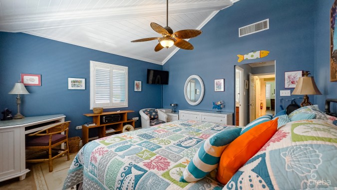 SILVER SANDS CONDO SEVEN MILE BEACH