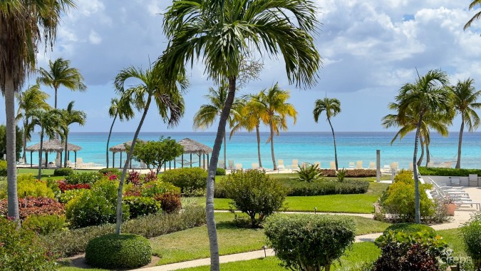 SILVER SANDS CONDO SEVEN MILE BEACH