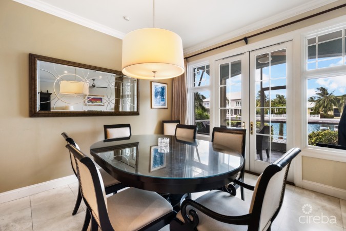 BRITANNIA KINGS COURT WITH TWO DOCK OPTIONS AVAILABLE