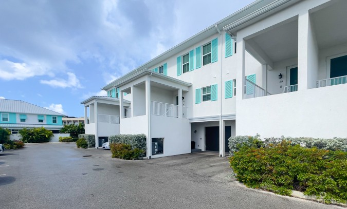 PERIWINKLE TOWNHOME GRAND HARBOUR