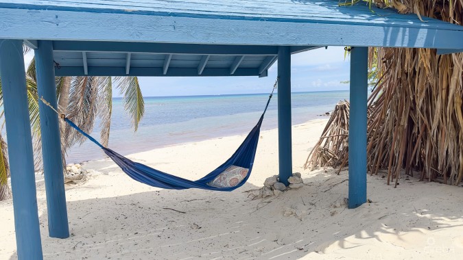 LITTLE CAYMAN BEACHFRONT HOME WITH POOL