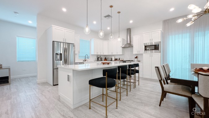 BOGGY SANDS CLUB CORAL 1