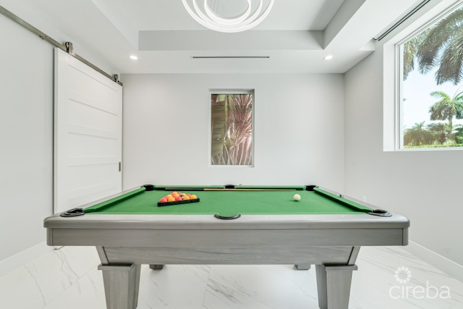 BRITANNIA ESTATES FAMILY HOME SEVEN MILE BEACH CORRIDOR