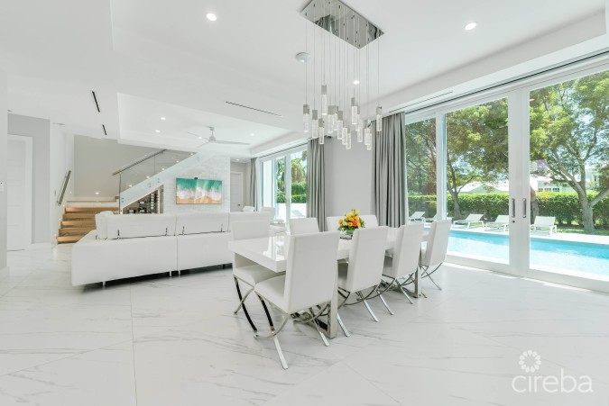 BRITANNIA ESTATES FAMILY HOME SEVEN MILE BEACH CORRIDOR