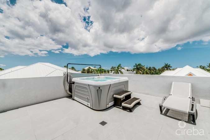 BRITANNIA ESTATES FAMILY HOME SEVEN MILE BEACH CORRIDOR