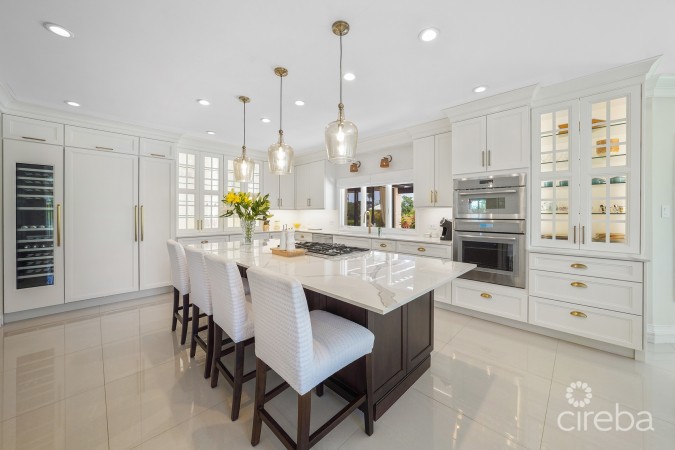 GOVERNORS HARBOUR ESTATE HOME