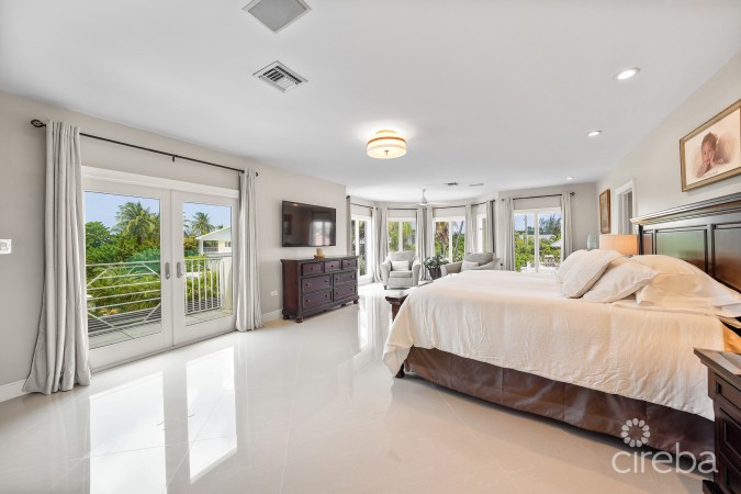 GOVERNORS HARBOUR ESTATE HOME