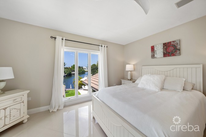 GOVERNORS HARBOUR ESTATE HOME