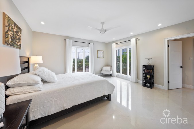 GOVERNORS HARBOUR ESTATE HOME