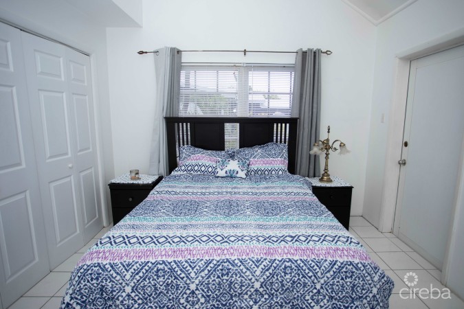 MUST SEE PLEASANT PALMS 2 BEDROOM