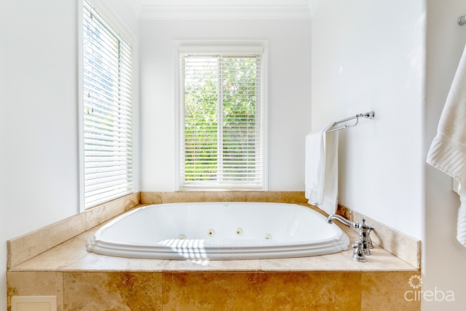 HIDDEN TREASURE OCEANFRONT ESTATE HOME