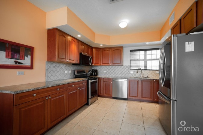 OCEAN CLUB - OCEAN FRONT CONDO WITH EXTRAORDINARY VIEWS